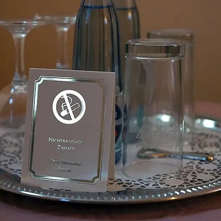 Restaurant Und Zur Wildgans ベッド・アンド・ブレックファスト