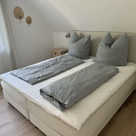 Restaurant Und Zur Wildgans B&B 3*