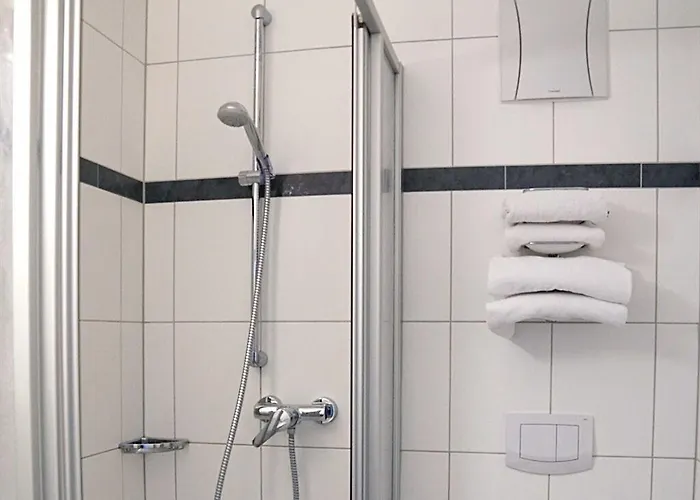 Restaurant Und Zur Wildgans ベッド・アンド・ブレックファスト