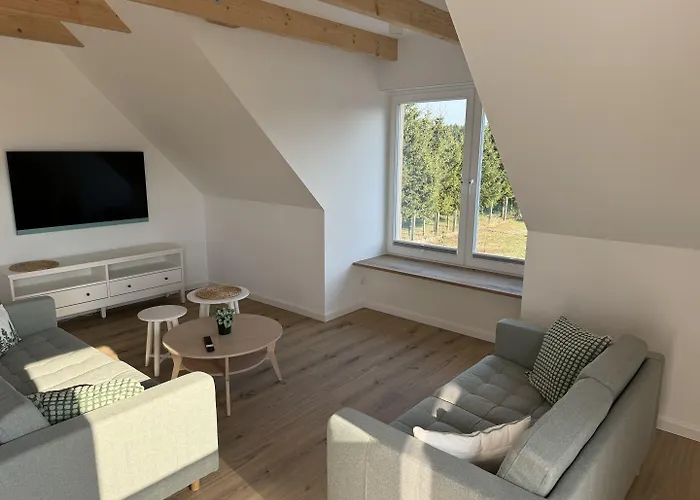 Restaurant Und Zur Wildgans Bed & Breakfast 3*